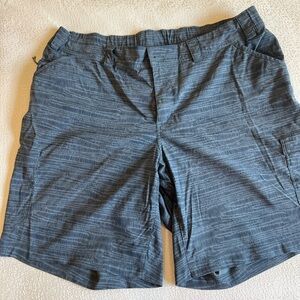 Duluth Trading Company Dry-on-the-Fly 10” Ink Blue Multi Shorts